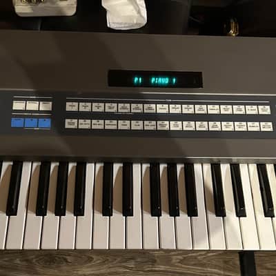 Roland JX-8P 61-Key Polyphonic Synthesizer 1984 - 1986 - Black