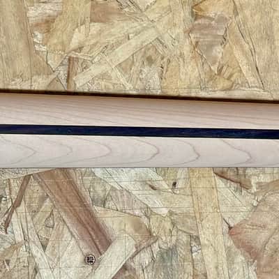 Luthier Made Jazz Bass neck image 3