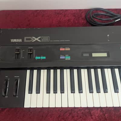Yamaha DX9 Programmable Algorithm Synthesizer Synth 1983 - Black image 4