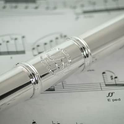 John Packer JP211E Key of C Flute (Closed Hole) w/Leatherette Hard Case, Cleaning Rod & Cloth image 2
