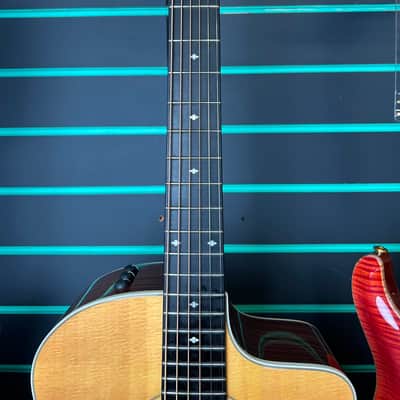 Taylor 214ce DLX Gloss Natural 2014 Grand Auditorium Electro-Acoustic Guitar image 6