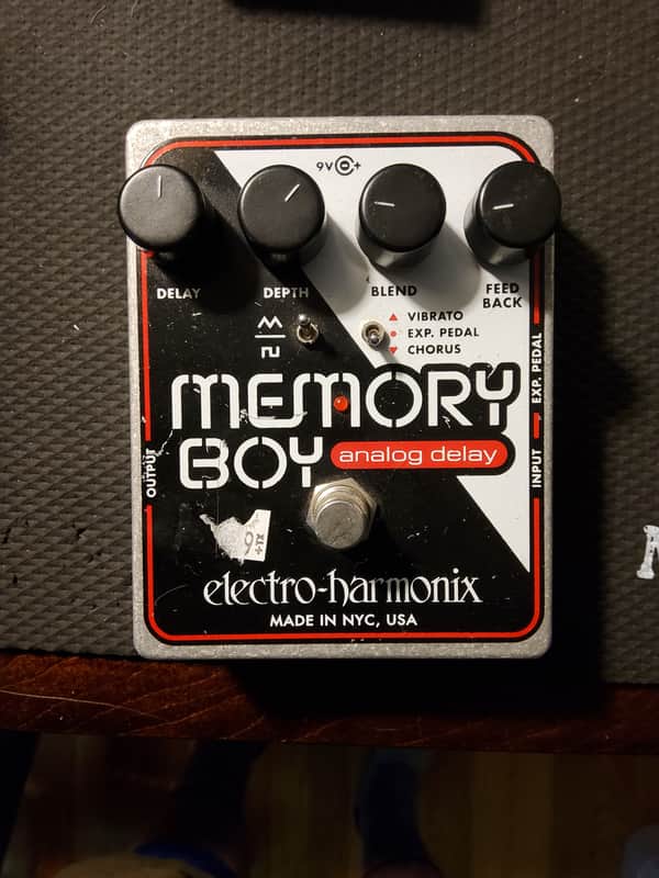 Electro-Harmonix Memory Boy Analog Delay / Chorus / Vibrato