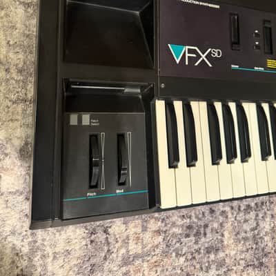 Ensoniq VFX SD Music Production Synthesizer 1989 - Black