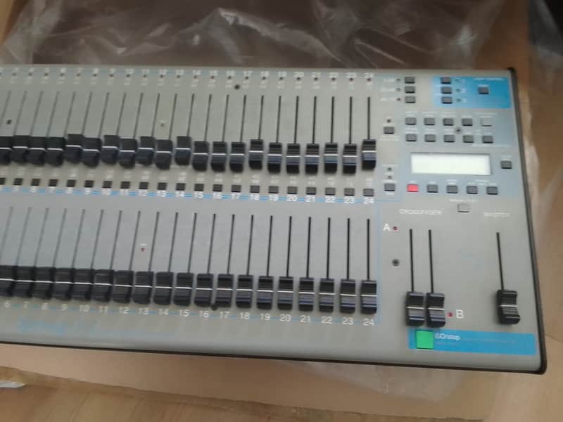 Theater Technisch Lab Spring 3 dmx controller 48 faders image 1