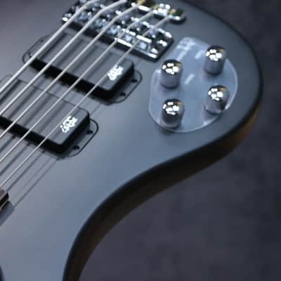 Warwick RockBass Streamer Standard 5-String Left-Handed Nirvana Black Transparent Satin image 12
