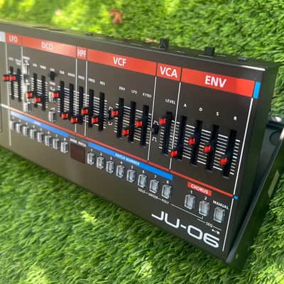 Roland JU-06 Boutique Series Digital Synthesizer w/ Decksaver & Dock image 2