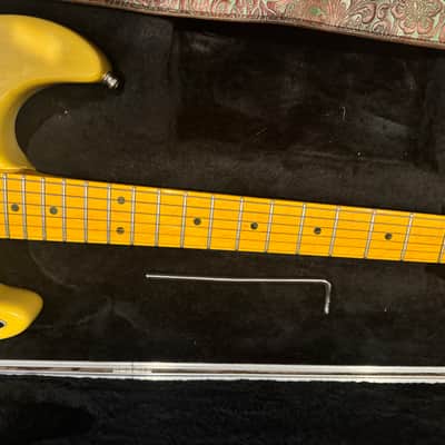 G&L Legacy Special 2008 - Custom Pickups and Roland GR-20 Set Up image 4