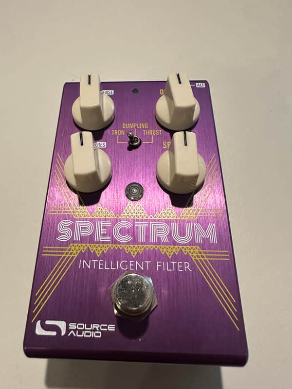 Source Audio Spectrum Intelligent Filter —- Bass Guitar Envelope