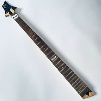 ESP LT B10 4 String Bass Maple Neck, Rosewood 24 Frets Fingerboard image 6