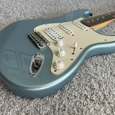 Fender Standard Stratocaster 2002 MIM HSS Agave Blue Frank Thomas Signed Guitar image 4