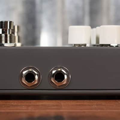 Electro-Harmonix Bass Mono Synth Bass Synthesizer Effect Pedal image 4