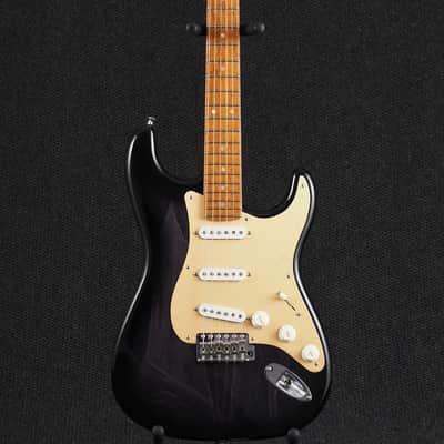 Stunning . . . Fender American Custom Shop NOS Stratocaster with Roasted, AA Birds Eye Maple Neck image 3