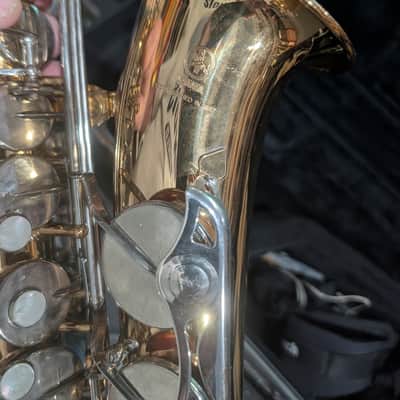Yamaha YAS26 - Standard Alto Saxophone Brass image 5