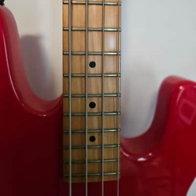 Charvel B1 1985 - Red image 11