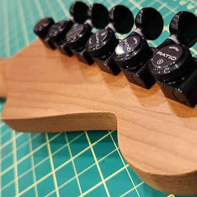Graph Tech Ratio Loaded Left Handed or Reverse Headstock S-STyle Neck image 3