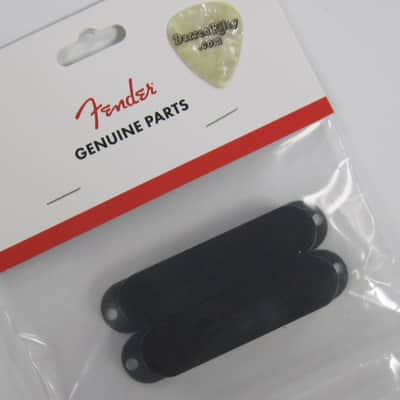 Fender Mustang Pickup Covers Black 0080149049 image 1