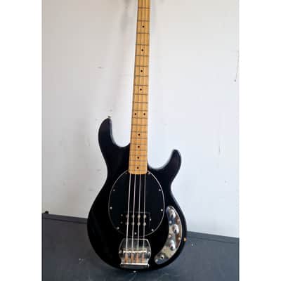 Vintage V96 Stingray Bass Guitar - Black – Bass Guitar - Very Good image 2
