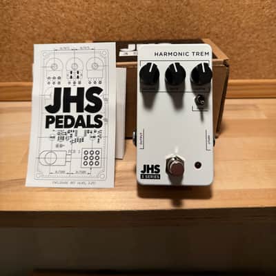 JHS 3 Series Harmonic Trem 2022 - Present - White image 6