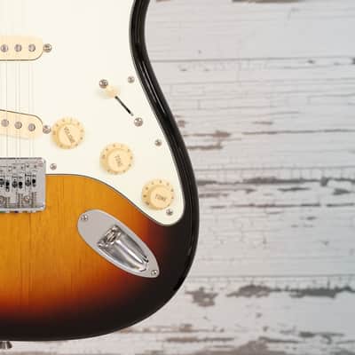 Fender Stratocaster XII 12-String 2002-2004 - 3 Tone Sunburst image 12