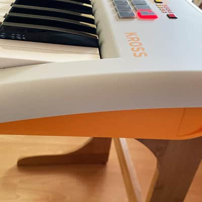 Korg KROSS 2-61 White Limited Edition Workstation Synthesizer – Excellent Condition image 10