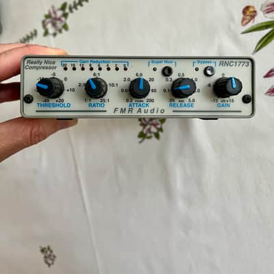 FMR Audio Really Nice Compressor RNC 1773 2000s - White image 1