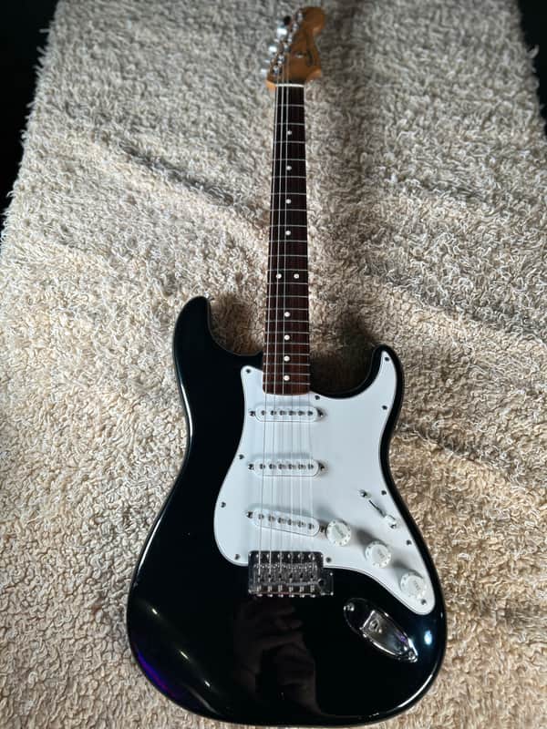 Fender Player Stratocaster MIM with Rosewood Fretboard Black image 1