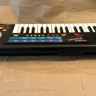 Casio RAP-1 32-Key Keyboard 1990 - 91 Excellent Condition with mini Microphone image 8