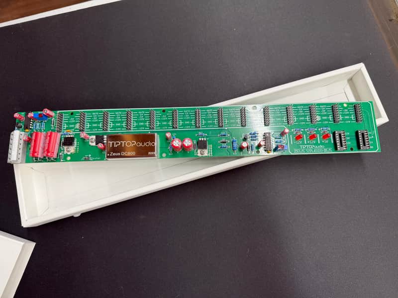 Tiptop Audio Zeus Studio Bus Eurorack Power System DC800 image 1