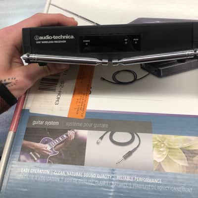 Audio-Technica ATW-251/G-200 Series Guitar Wireless System image 4