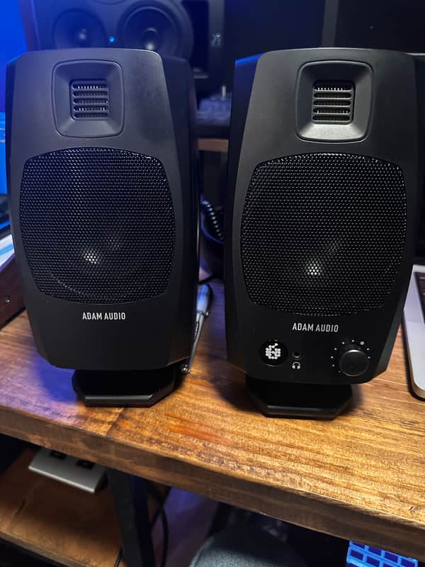 ADAM Audio D3V Active Studio Monitor - Pair 2024 - Present - Black image 1