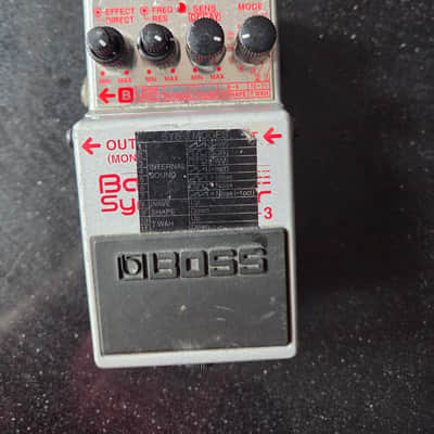 Boss SYB-3 Bass Synthesizer (Pink or Dark Gray Label) 1996 - 2001 - Silver image 1