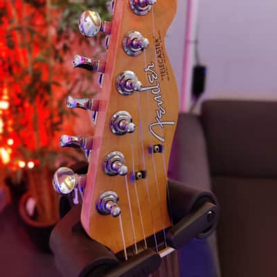 Fender Chrissie Hynde Telecaster® - Rosewood Fingerboard, Ice Blue Metallic image 5