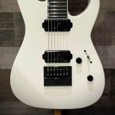 ESP E-II M-II 7B ET - Pearl White w/ Case (EIIMII7BETPW) image 3