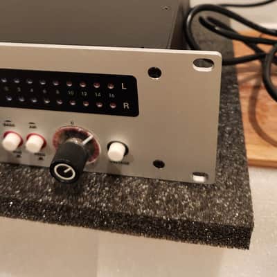 Louder Than Liftoff Silver Bullet Stereo Tone Amp 2010s - Silver image 5