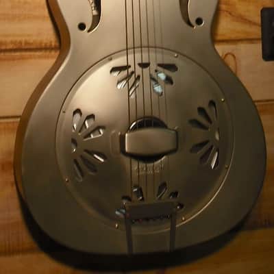 Used Gretsch® G9201 Honey Dipper Round-Neck Resonator image 3