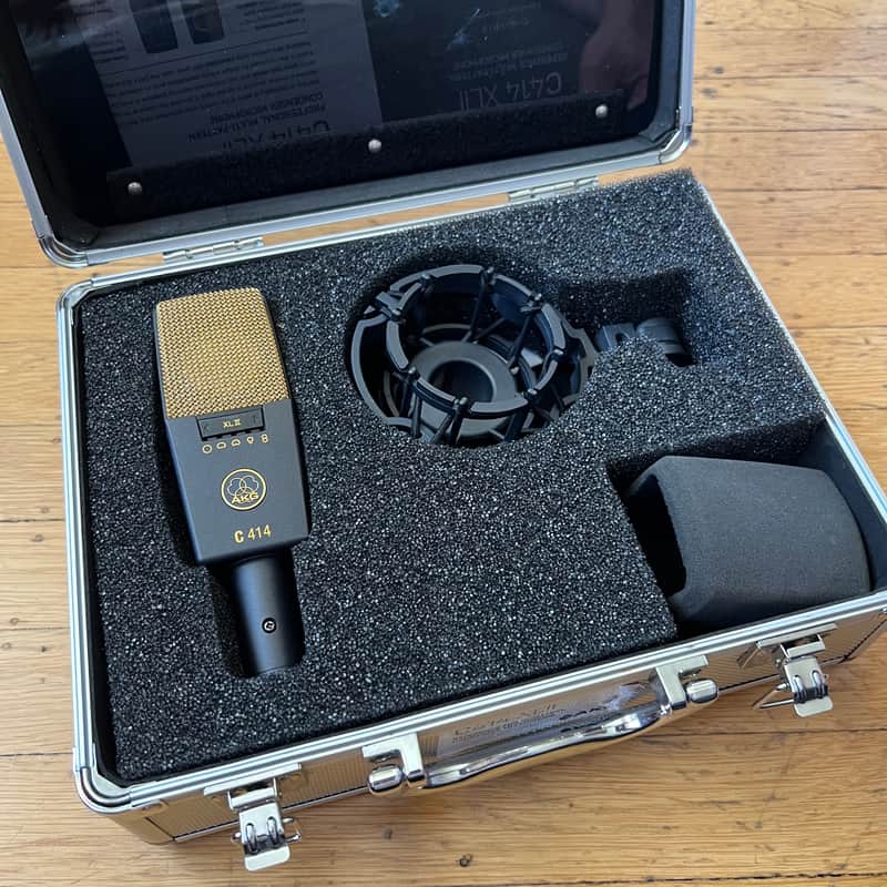 AKG C414 XLII Large Diaphragm Multipattern Condenser Microphone 2010s - Black image 1