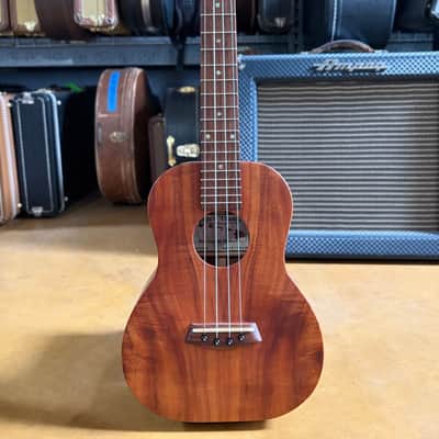 Kanile’a K-1 T DLX SF Tenor Ukulele #0310-4336 – Deluxe Hawaiian Koa – Grover Tuners – Case image 2
