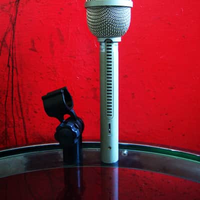 Vintage 1987 Electro-Voice RE11 Supercardioid Dynamic Microphone Low Z w mic clip RE10 RE15 RE16 RE18 image 11