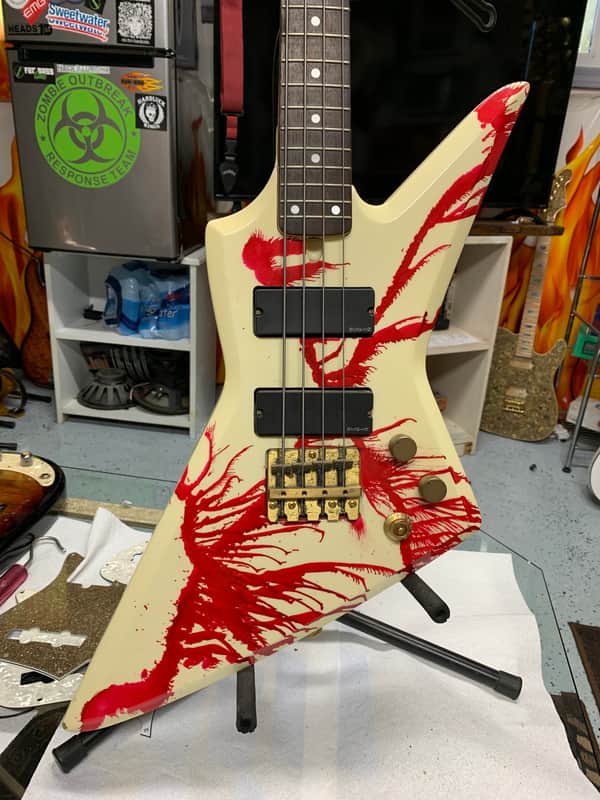 Aria pro  ZZ  B custom  1980’S Blood splatter image 1