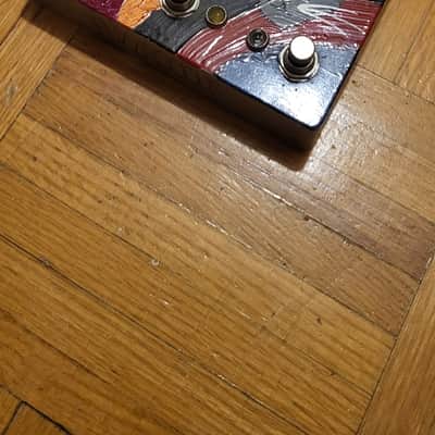 Fuzzrocious Cat King Dual Distortion 2010s - Graphic image 2