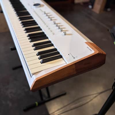 Arturia AstroLab 88-Key Stage Keyboard 2025 - Present - White image 5