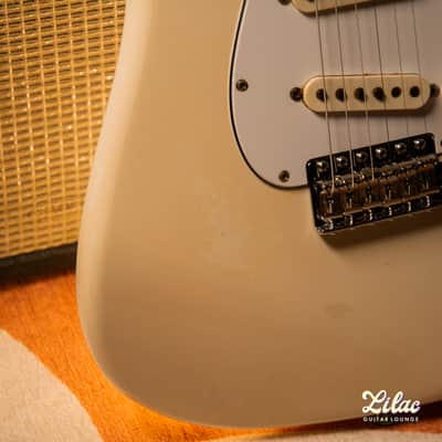 1983 Fender Japan Stratocaster ST-62-65 - Olympic White image 18