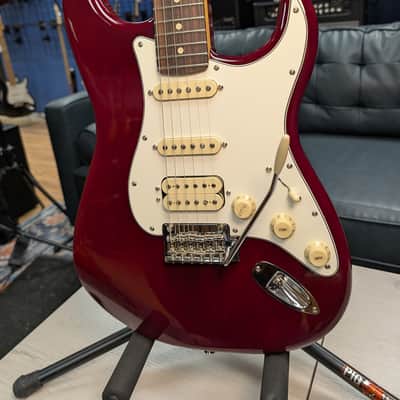 Fender Player II Stratocaster HSS 2024 - Present - Transparent Cherry Burst image 9