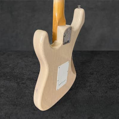 2026 Fender Custom Shop Postmodern Stratocaster Journeyman Relic – Aged White Blonde image 14