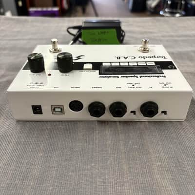 Two Notes Torpedo C.A.B. Speaker Simulator Pedal 2010s - White/Black image 3