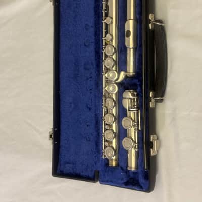 Armstrong USA 104 student C flute JUST SERVICED plays perfectly image 19