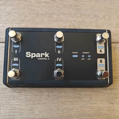 Positive Grid Spark 2 full bundle, battery and control x footswitch included image 7