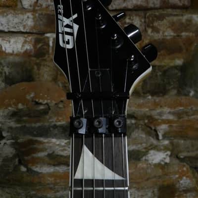 Kaman GTX-33 with Hamer/Schaller FloydRose trem, Pink Crackle