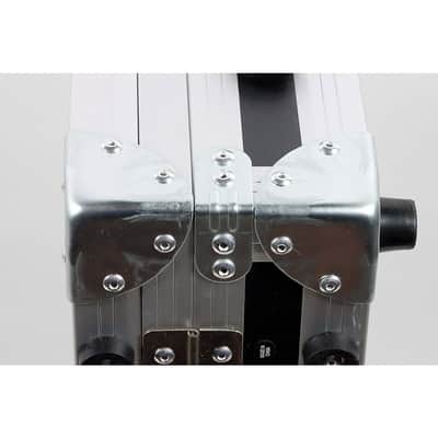 Fender CEO Guitar Flight Case with Wheels Regular Aluminum Gray image 5