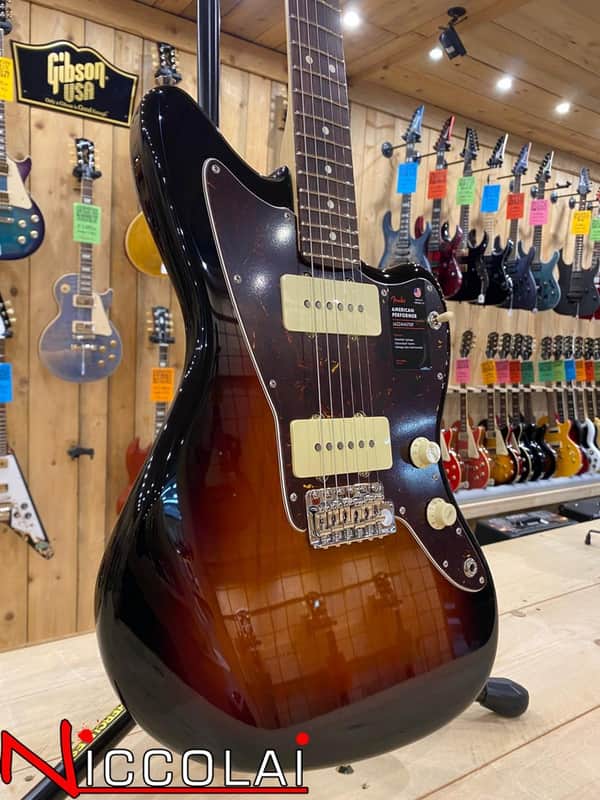 Fender American Performer Jazzmaster 3-Color Sunburst 2025